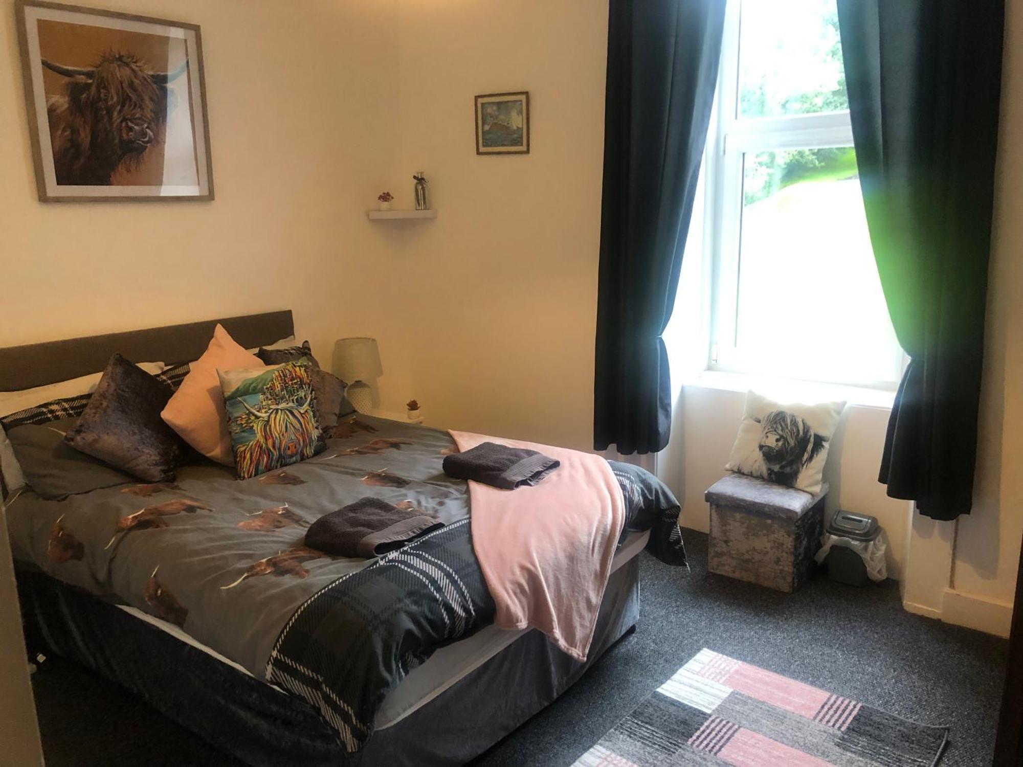 Captivating 2-Bed Apartment In Isle Of Bute Rothesay Eksteriør billede
