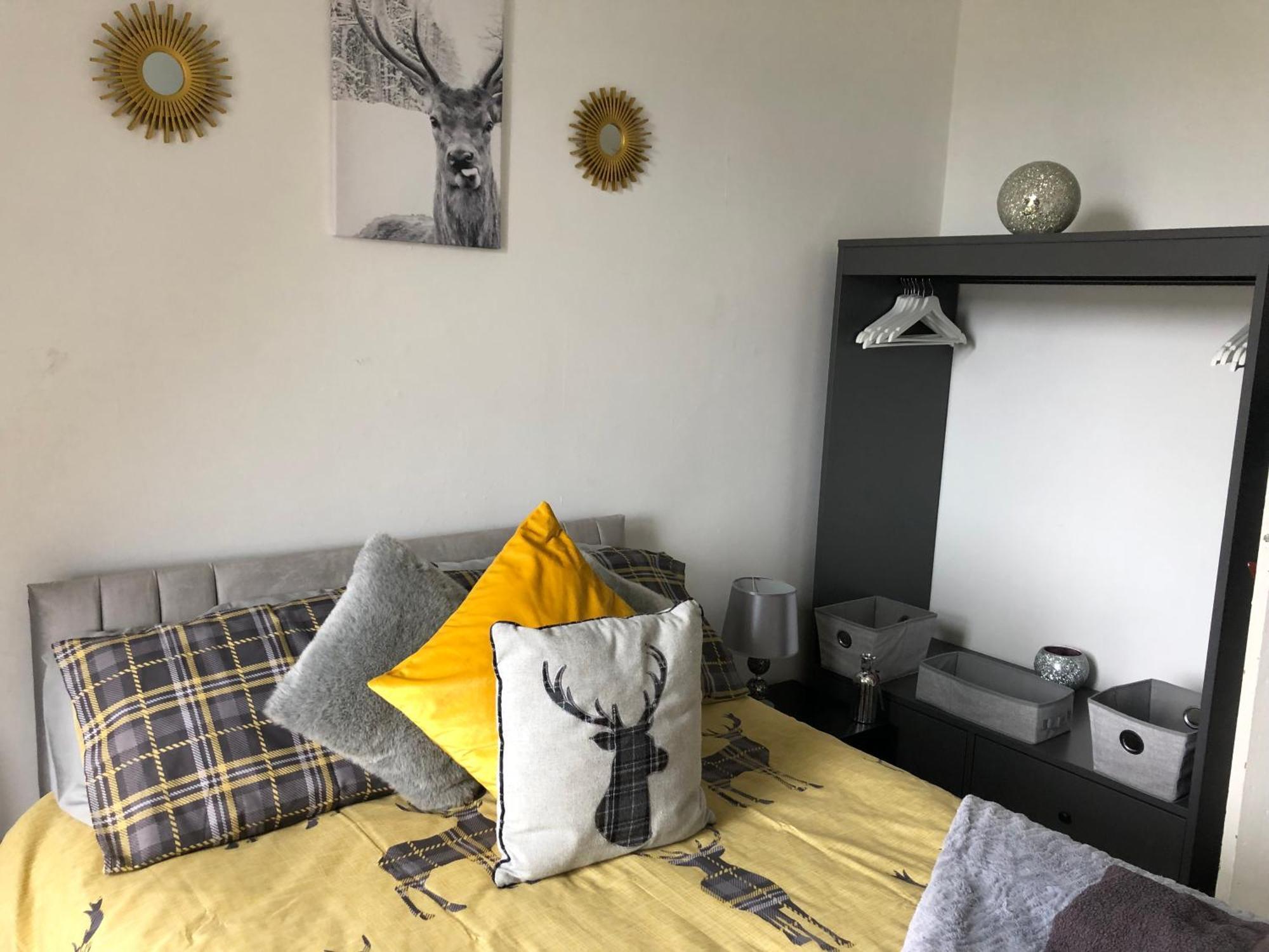 Captivating 2-Bed Apartment In Isle Of Bute Rothesay Eksteriør billede